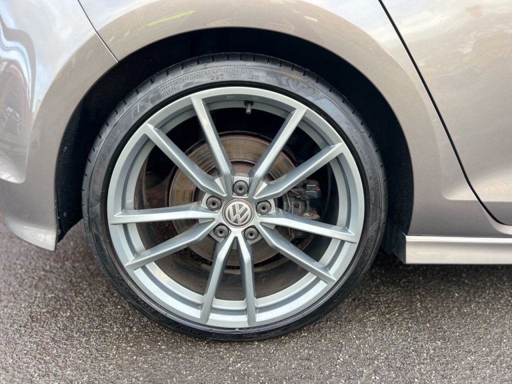 Used Volkswagen Golf 2017 for sale - 77493899: Photo 10