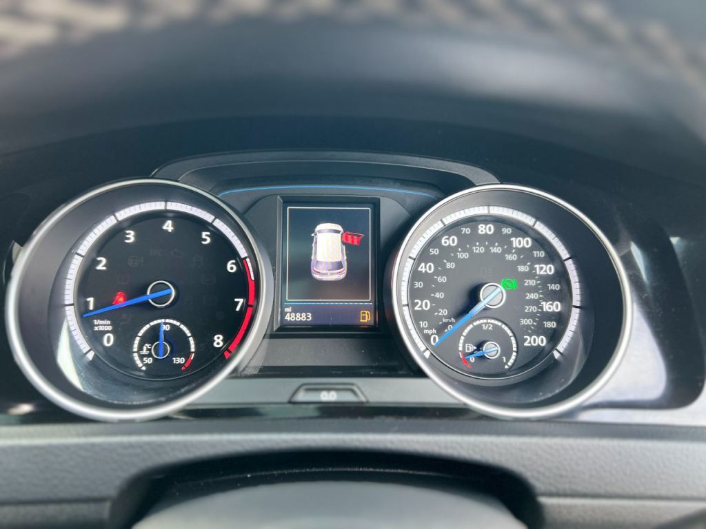 Used Volkswagen Golf 2017 for sale - 77493899: Photo 31