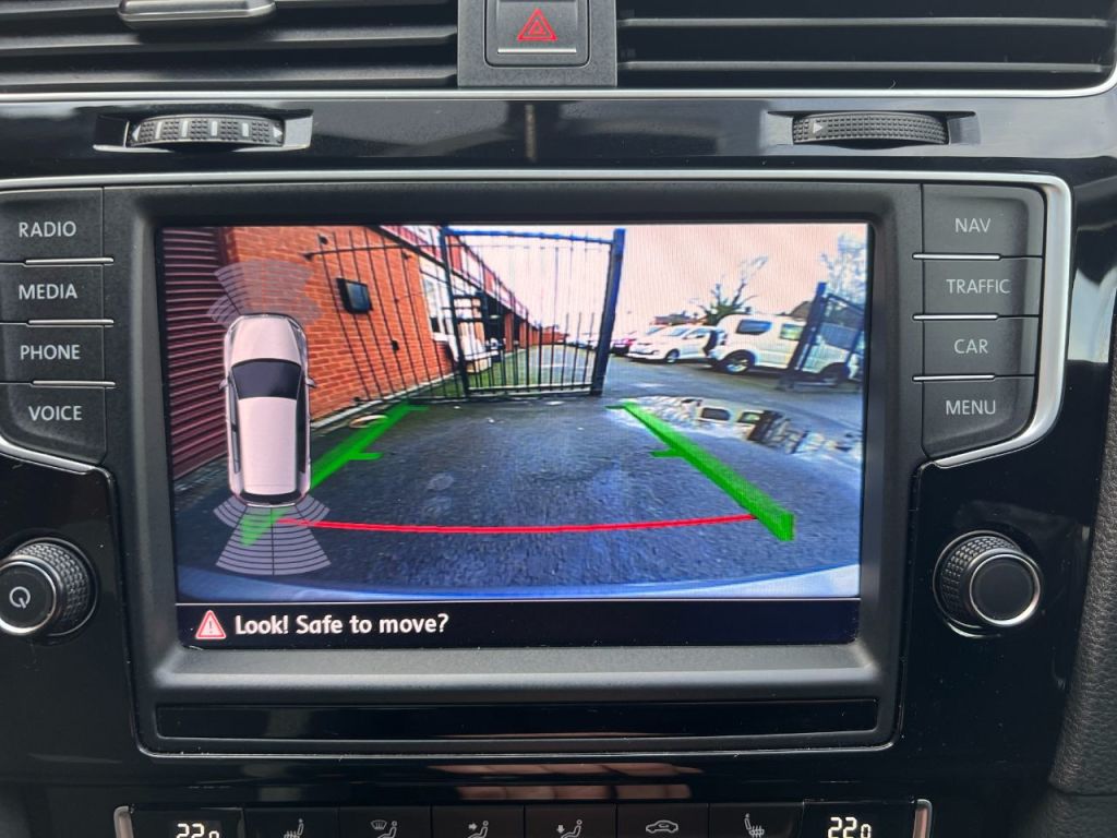 Used Volkswagen Golf 2017 for sale - 77493899: Photo 34