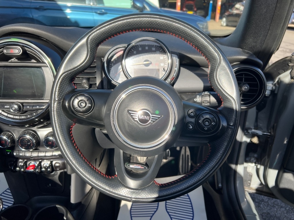 Used MINI Convertible 2020 for sale - 78015850: Photo 25
