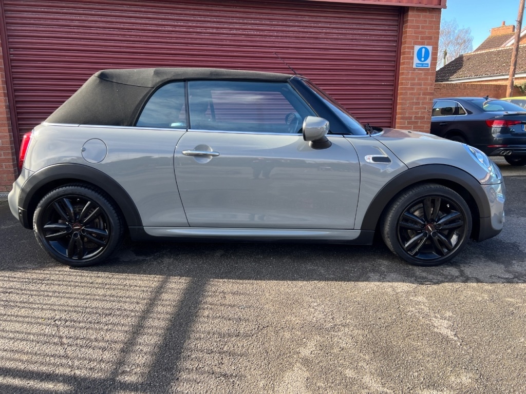 Used MINI Convertible 2020 for sale - 78015850: Photo 5
