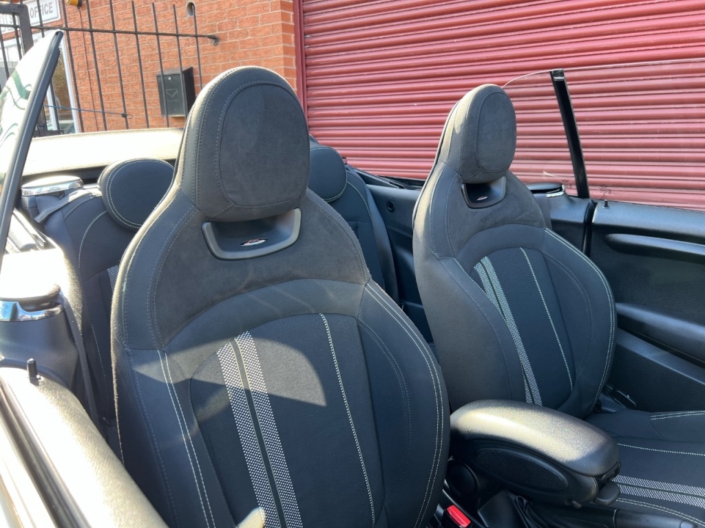 Used MINI Convertible 2020 for sale - 78015850: Photo 6