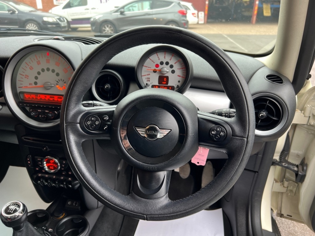 Used MINI Hatch 2013 for sale - 76303248: Photo 11