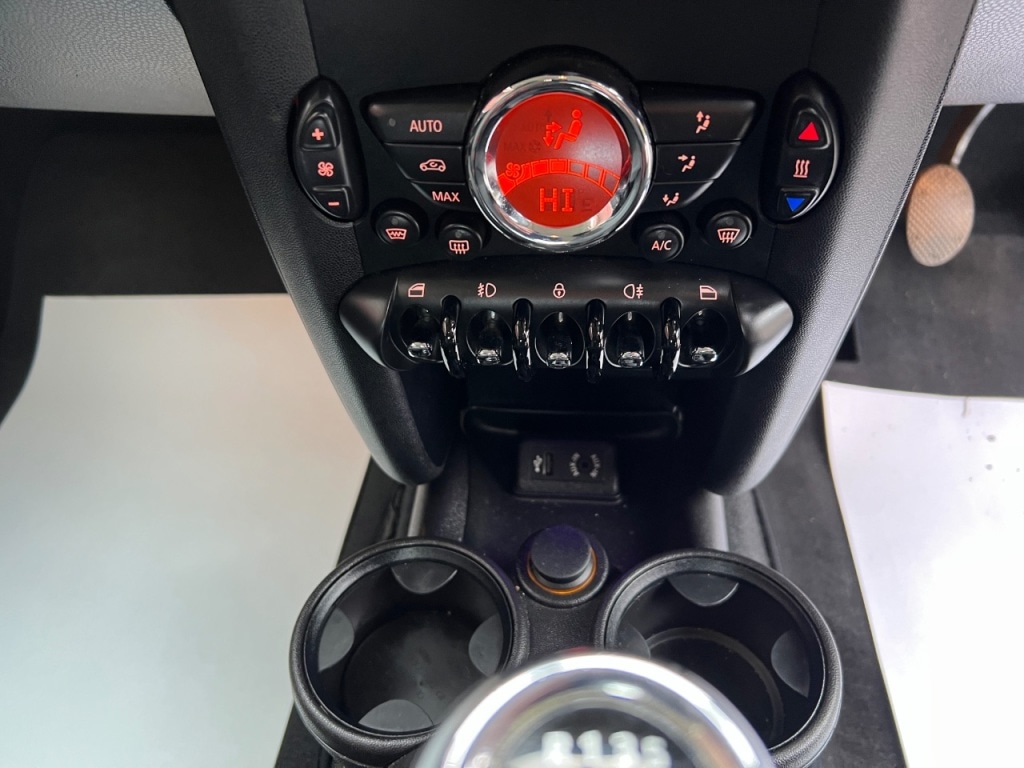 Used MINI Hatch 2013 for sale - 76303248: Photo 17