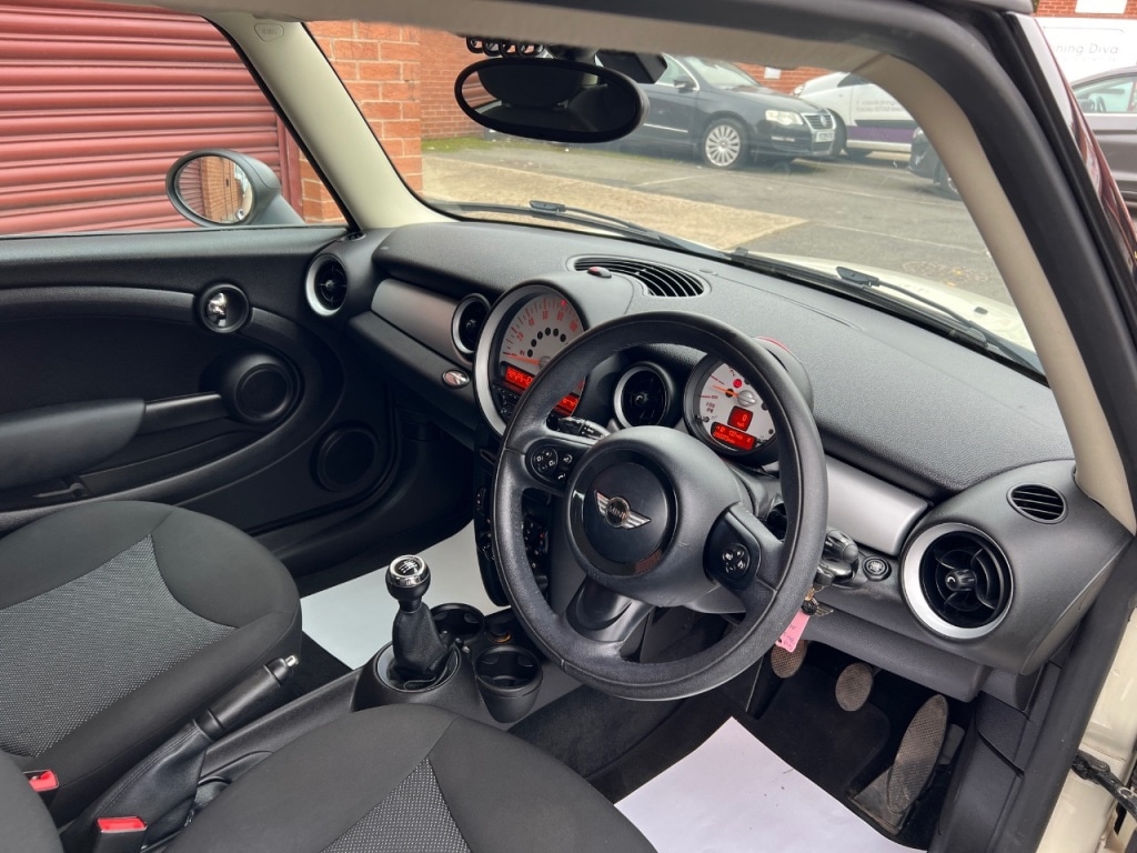 Used MINI Hatch 2013 for sale - 76303248: Photo 8