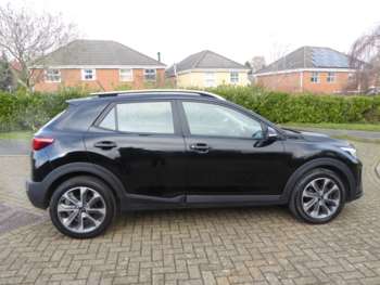 Used Kia Stonic 2018 for sale - 69736459: Photo
