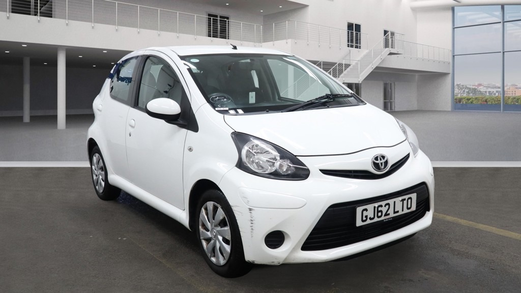 Used Toyota AYGO 2012 for sale - 76853497: Photo 1