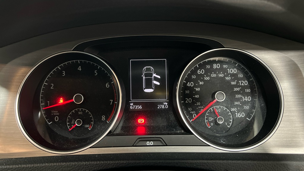 Used Volkswagen Golf 2014 for sale - 77324555: Photo 10