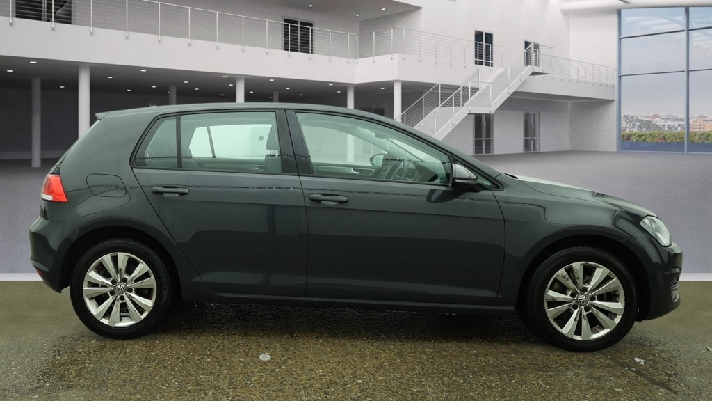 Used Volkswagen Golf 2014 for sale - 77324555: Photo 5