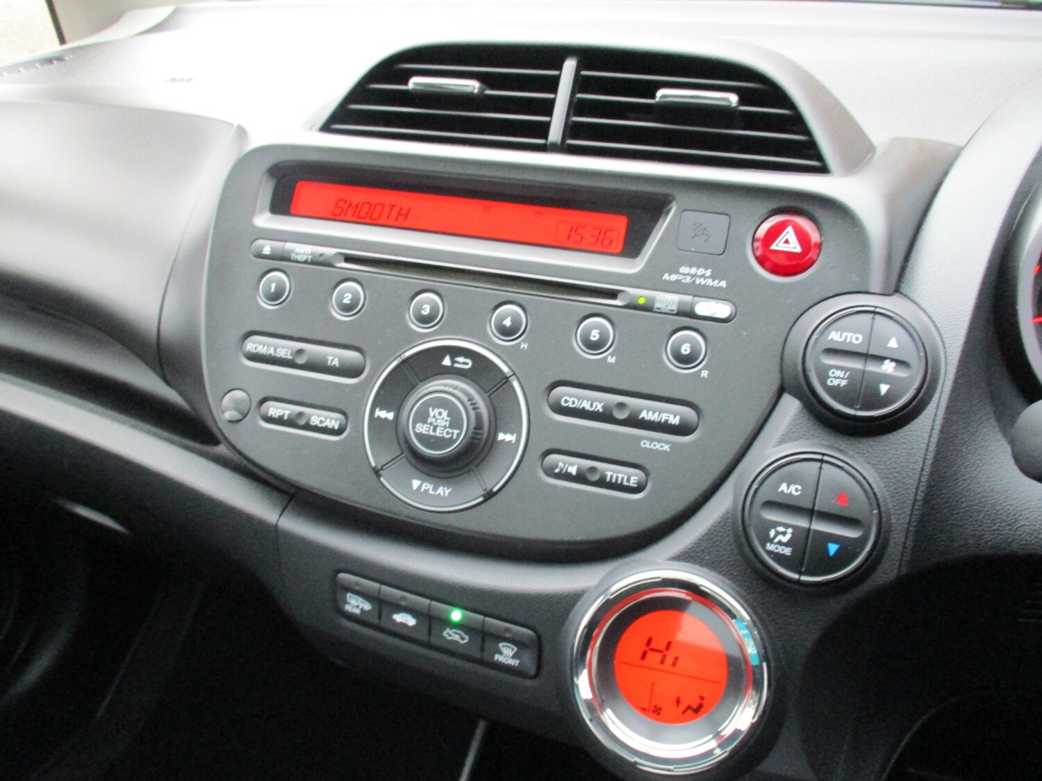 Used Honda Jazz 2013 for sale - 76829599: Photo 17