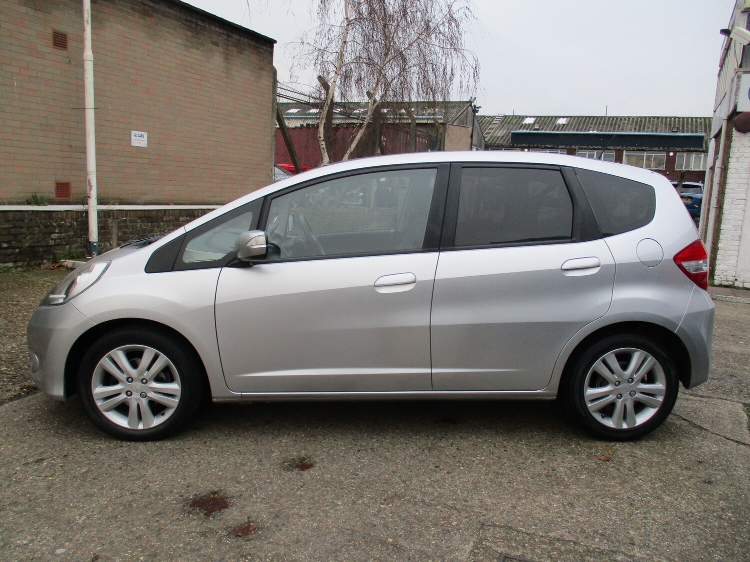 Used Honda Jazz 2013 for sale - 76829599: Photo 6