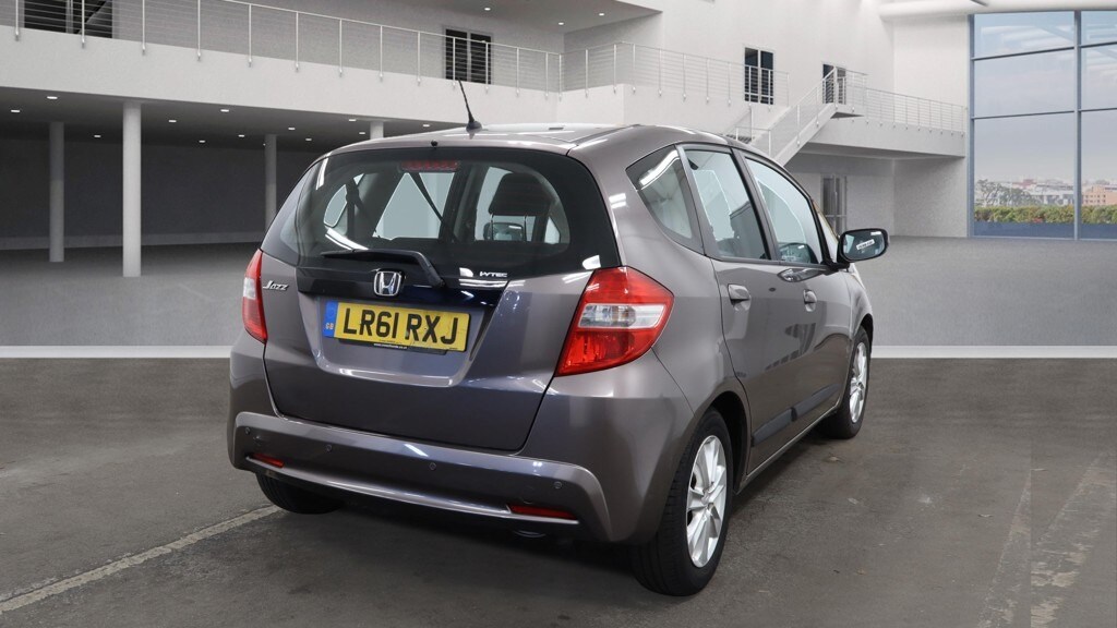 Used Honda Jazz 2011 for sale - 76553365: Photo 4