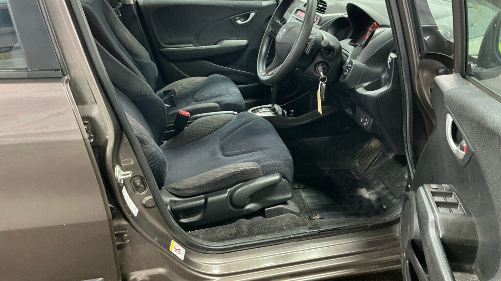 Used Honda Jazz 2011 for sale - 76553365: Photo 9