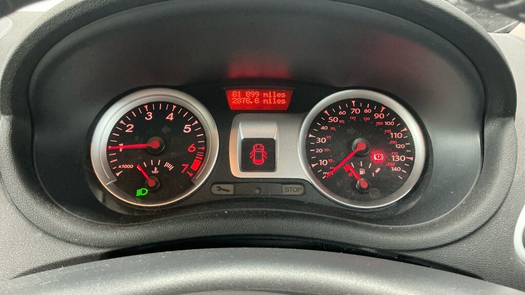 Used Renault Clio 2011 for sale - 77775478: Photo 10