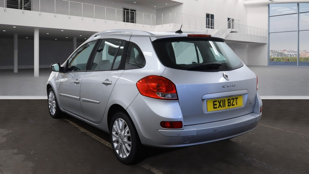 Used Renault Clio 2011 for sale - 77775478: Photo 3