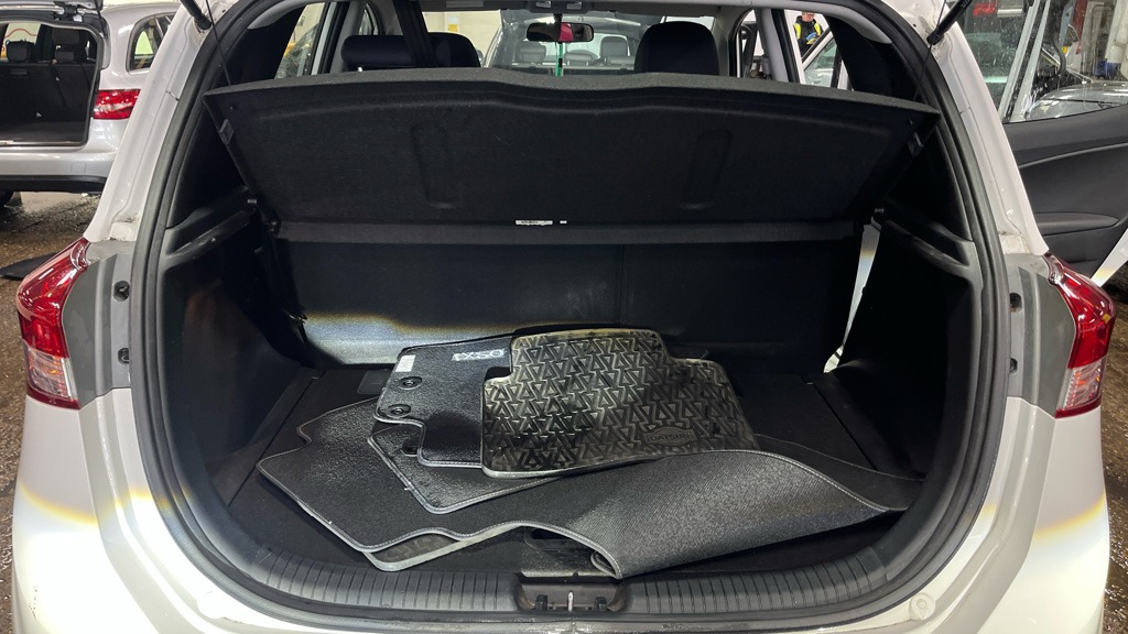 Used Hyundai Ix20 2013 for sale - 77842739: Photo 7