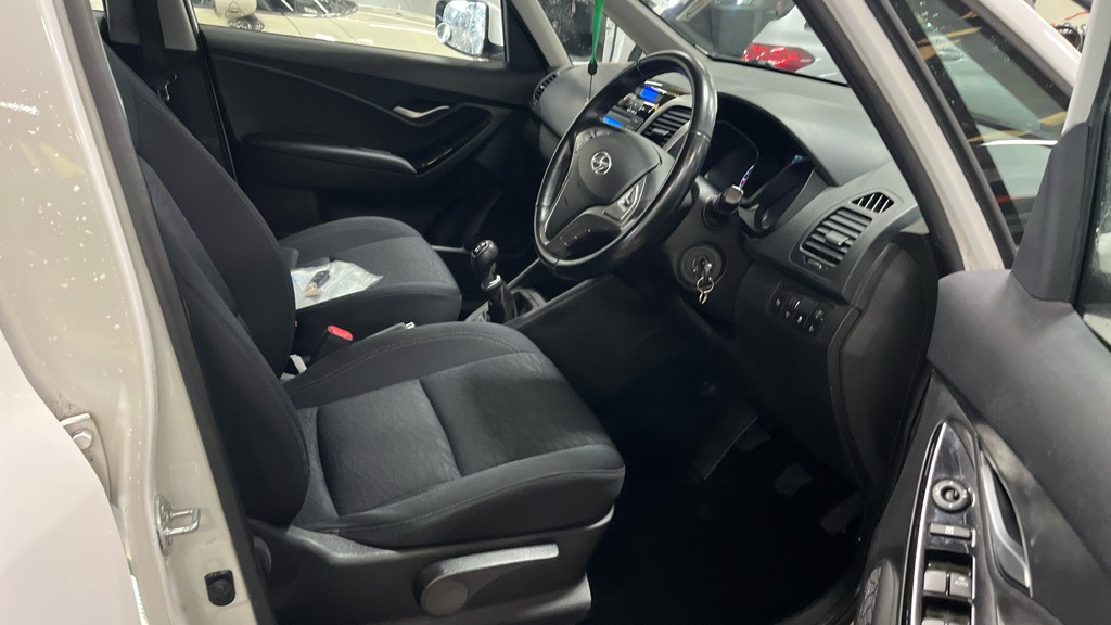 Used Hyundai Ix20 2013 for sale - 77842739: Photo 9