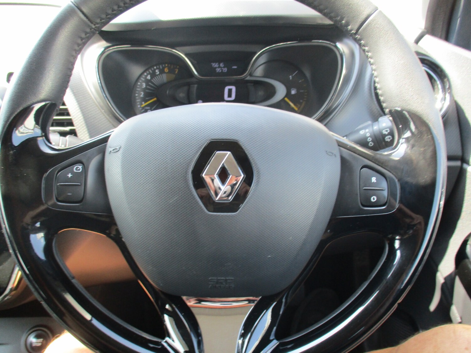 Used Renault Captur 2015 for sale - 75390482: Photo 18