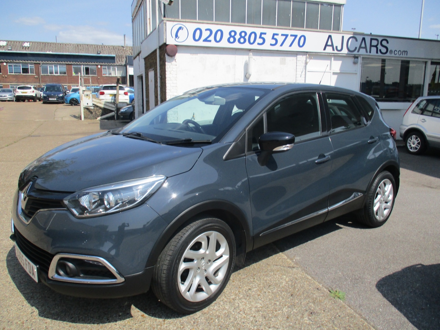 Used Renault Captur 2015 for sale - 75390482: Photo 6