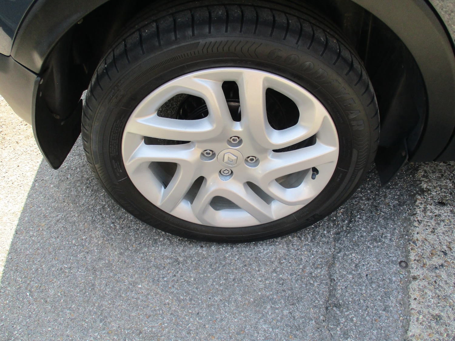 Used Renault Captur 2015 for sale - 75390482: Photo 9