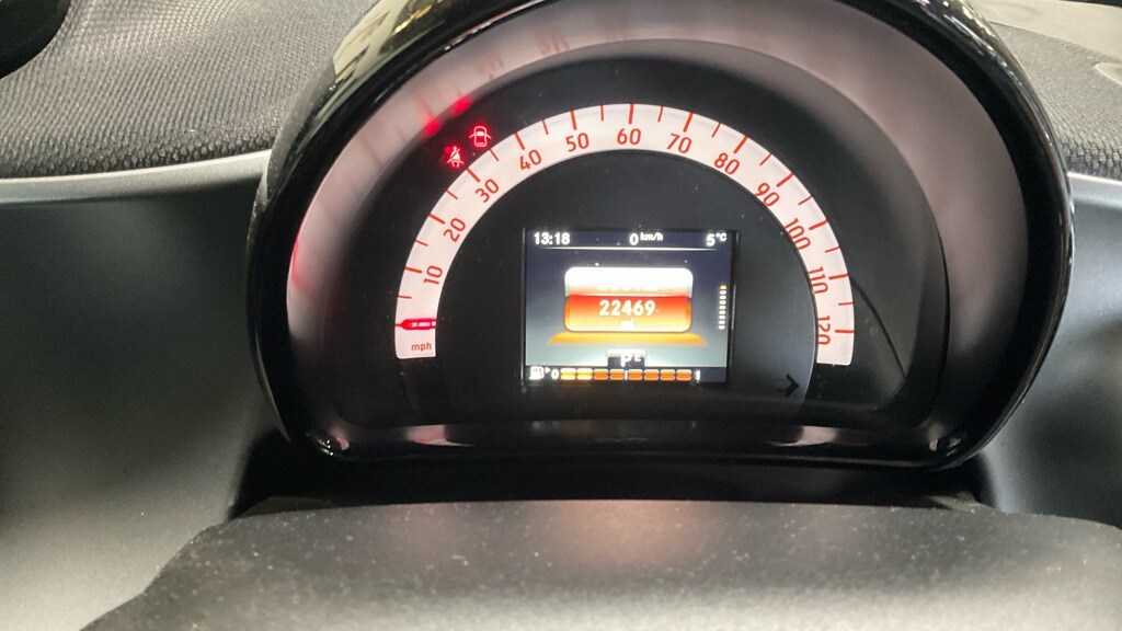 Used smart fortwo 2017 for sale - 77194999: Photo 10