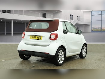 Used smart fortwo 2017 for sale - 77194999: Photo