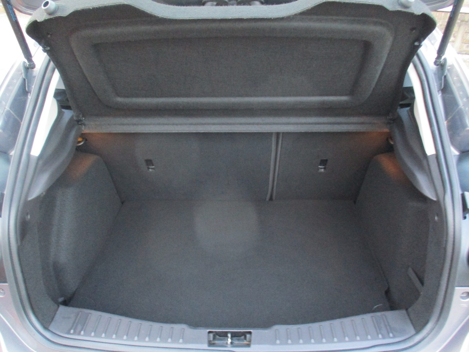 Used Ford Focus 2011 for sale - 76339815: Photo 13