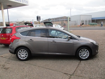Used Ford Focus 2011 for sale - 76339815: Photo