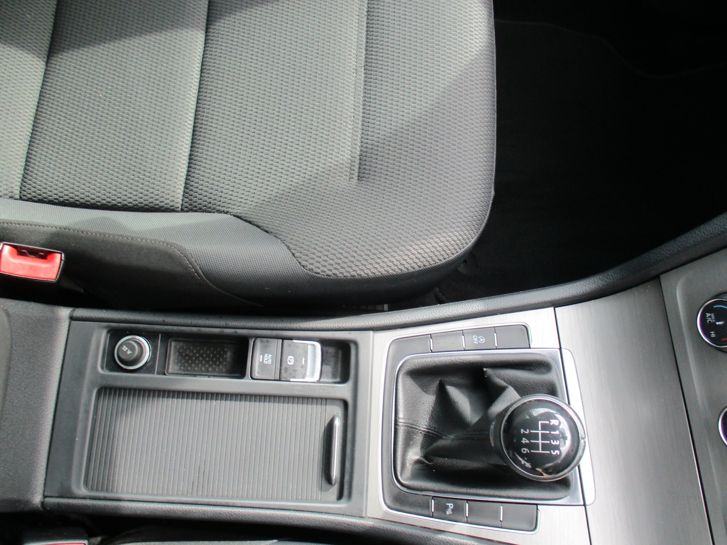 Used Volkswagen Golf 2017 for sale - 75918705: Photo 15