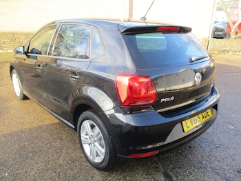 Used Volkswagen Polo 2016 for sale - 77168351: Photo