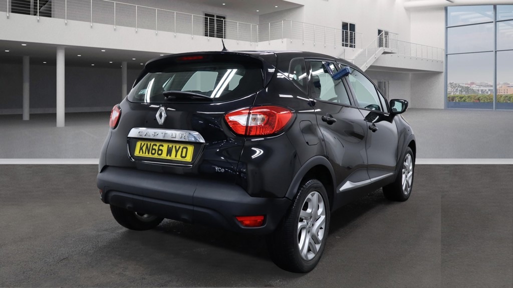Used Renault Captur 2016 for sale - 76878010: Photo 4
