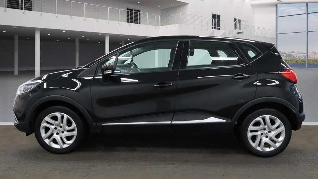 Used Renault Captur 2016 for sale - 76878010: Photo 6