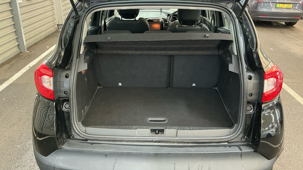 Used Renault Captur 2016 for sale - 76878010: Photo 7