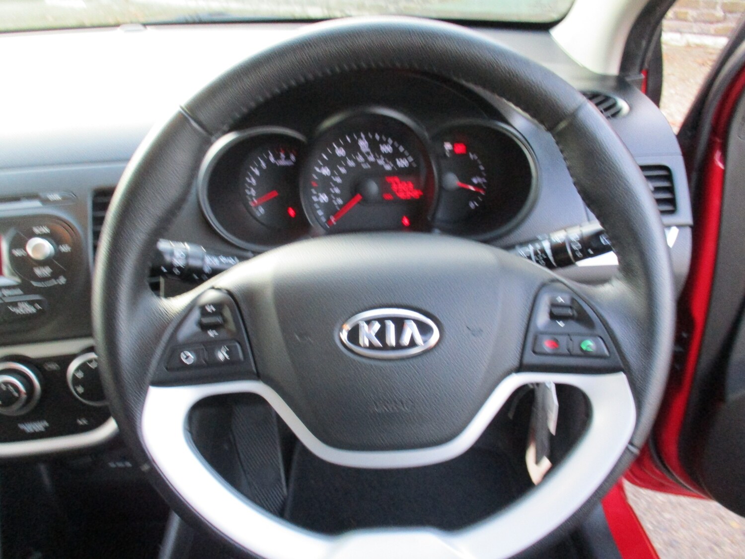 Used Kia Picanto 2011 for sale - 76718669: Photo 21