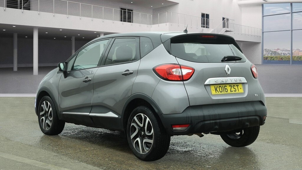 Used Renault Captur 2016 for sale - 77930615: Photo 3