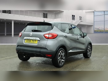 Used Renault Captur 2016 for sale - 77930615: Photo