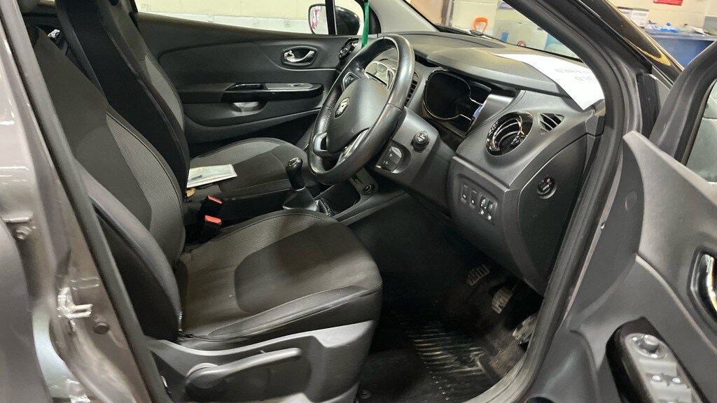 Used Renault Captur 2016 for sale - 77930615: Photo 9