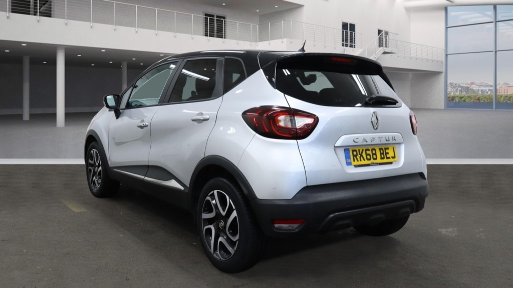 Used Renault Captur 2018 for sale - 76450425: Photo 3