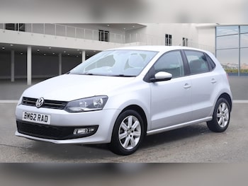 Used Volkswagen Polo 2012 for sale - 76681910: Photo
