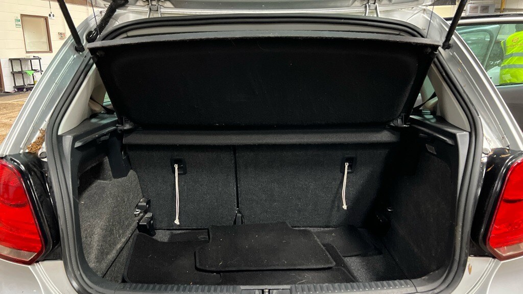 Used Volkswagen Polo 2012 for sale - 76681910: Photo 7