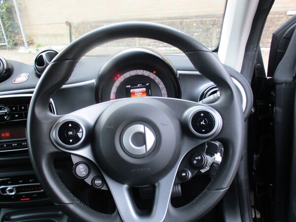 Used smart fortwo 2016 for sale - 76288536: Photo 13