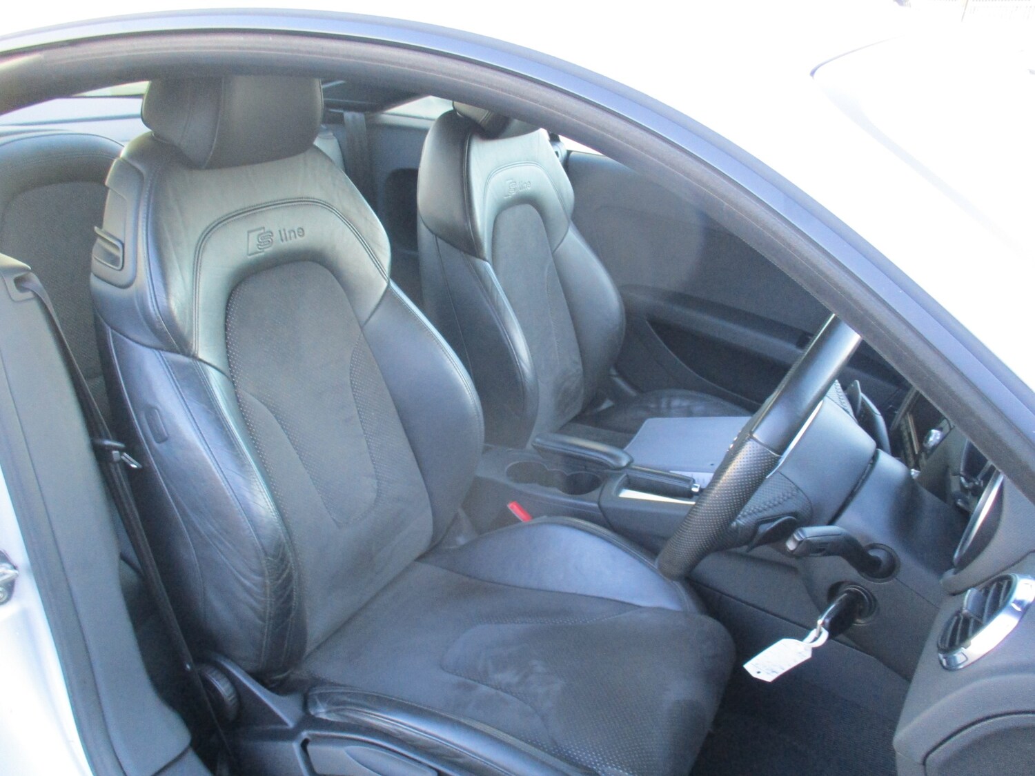 Used Audi TT 2011 for sale - 77434735: Photo 12