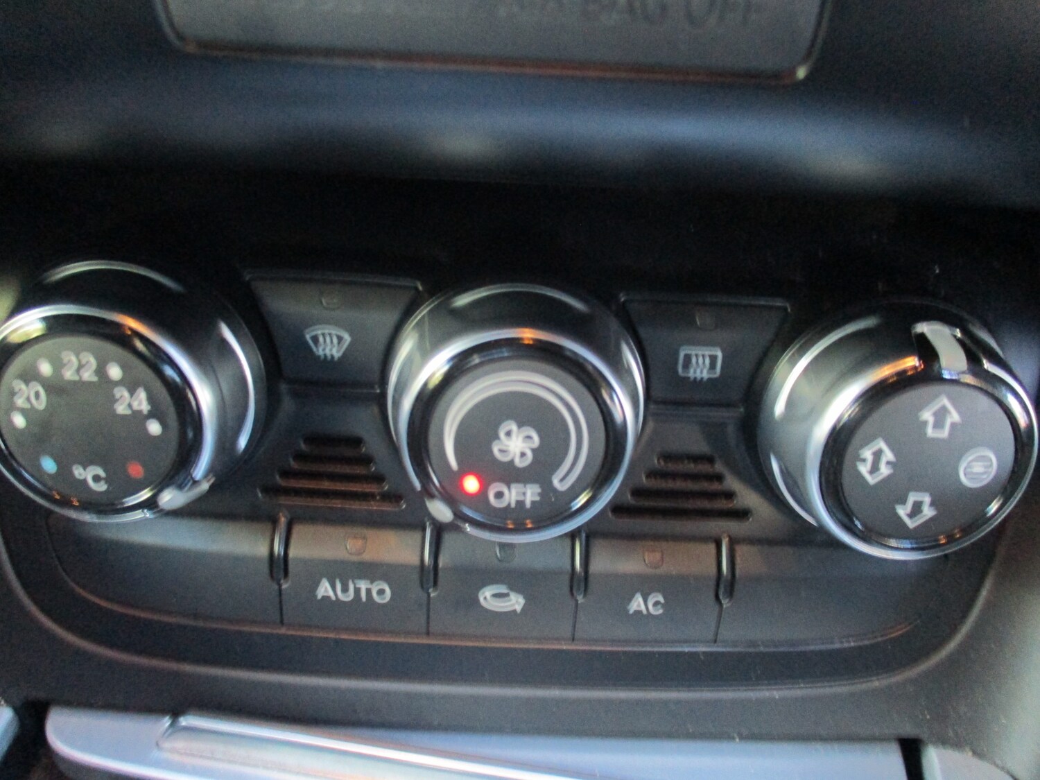 Used Audi TT 2011 for sale - 77434735: Photo 18