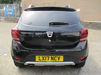Used Dacia Sandero Stepway 2017 for sale - 79208256: Photo