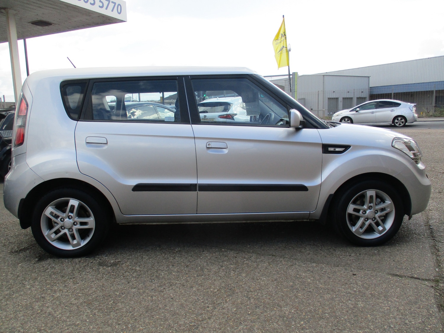 Used Kia Soul 2009 for sale - 78012306: Photo 2