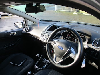Used Ford Fiesta 2014 for sale - 77528140: Photo