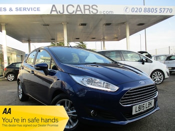Used Ford Fiesta 2015 for sale - 76193344: Photo