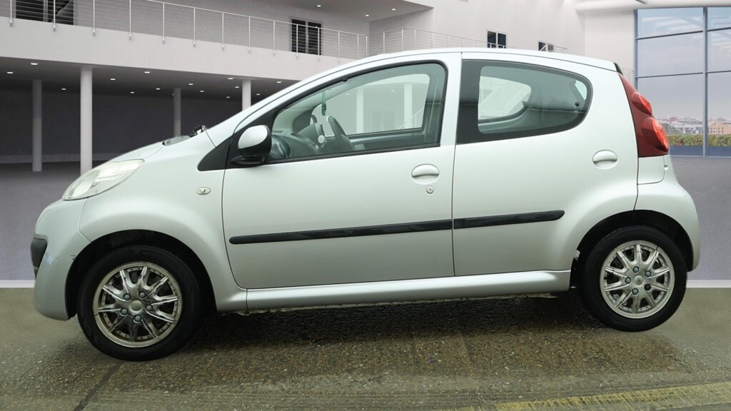 Used Peugeot 107 2013 for sale - 77567759: Photo 6