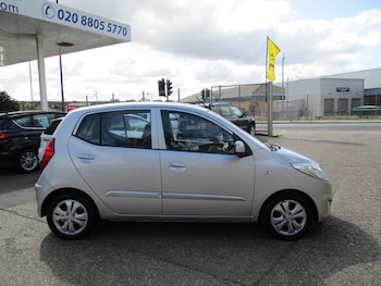 Used Hyundai i10 2012 for sale - 74480493: Photo