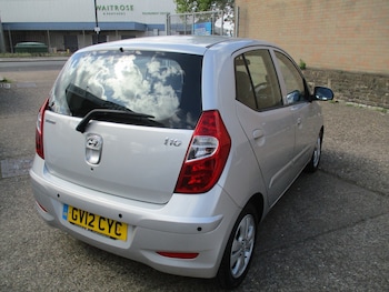 Used Hyundai i10 2012 for sale - 74480493: Photo